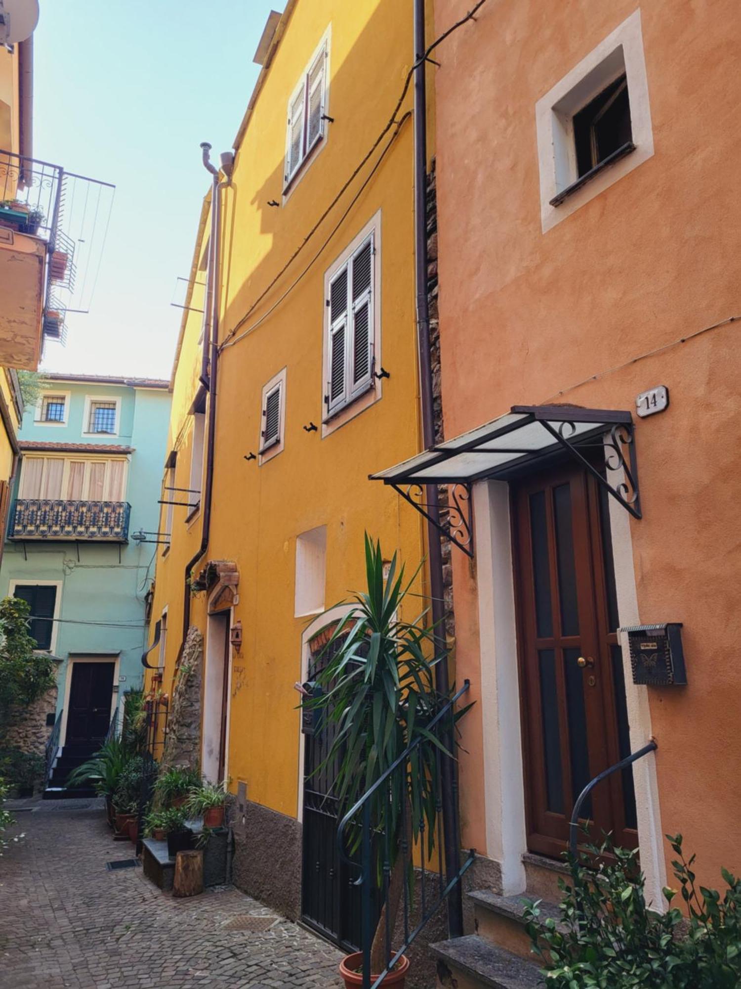 Salvia E Rosmarino - Affittacamere In Liguria 维拉诺瓦达尔本加 外观 照片