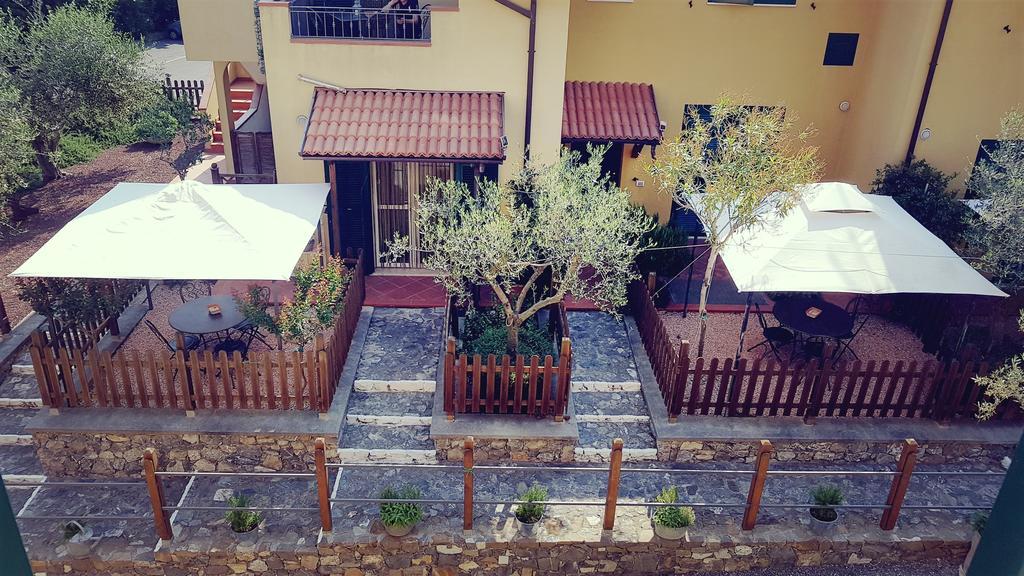 Salvia E Rosmarino - Affittacamere In Liguria 维拉诺瓦达尔本加 外观 照片